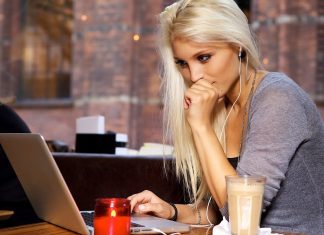 Cum sa flirtezi cu Femei singure Bucuresti intalnite pe un site de dating?