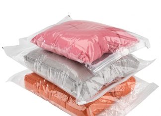 Cat de avantajosi sunt sacii de vidat pentru depozitarea hainelor?