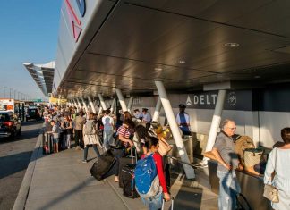 Romanii vor sa traiasca la ei in tara, dar neajunsurile obliga 78% dintre tineri sa emigreze