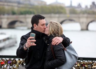 Sanatatea ascunsa in sarut