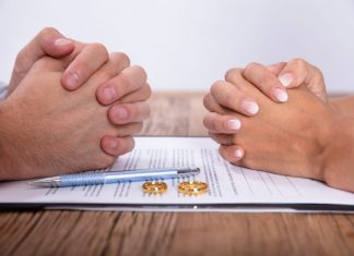 De ce tot mai multe femei initiaza divortul