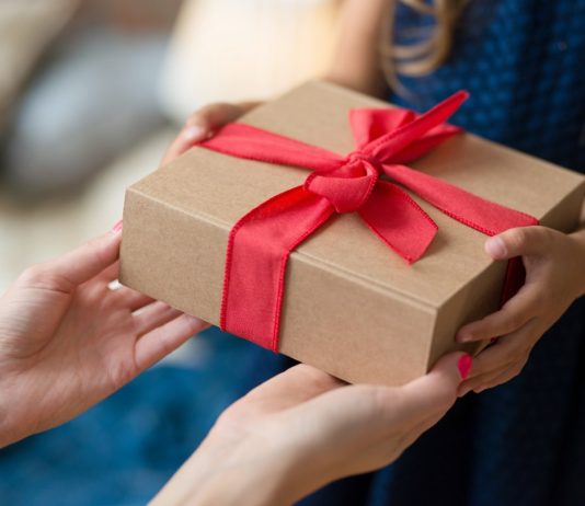 Bratarile gravate, cadoul personalizat pe care nu stiai ca il vrea