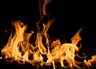 Cum faci focul in soba: 4 pasi de urmat