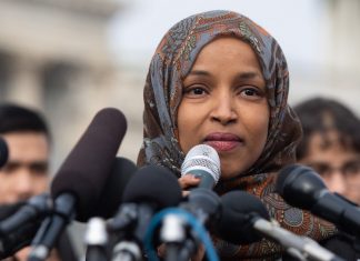 Congresista Ilhan Omar isi cere scuze pentru comentariile antisemite dupa ce Pelosi a criticat-o