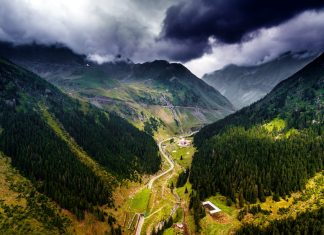 Orașe din România care și-au păstrat farmecul