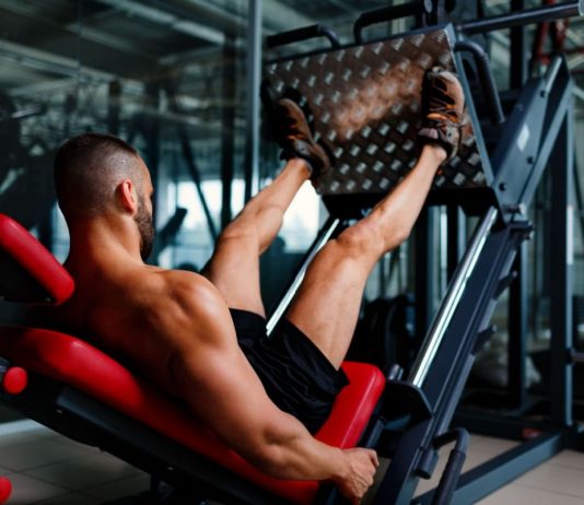 Ghid pentru antrenamentul picioarelor în sala de fitness