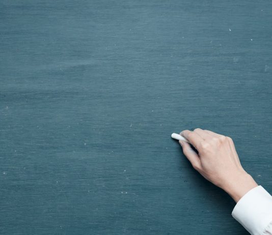 Importanța unei școli bune în dezvoltarea armonioasă a copilului – Pași spre educația de top