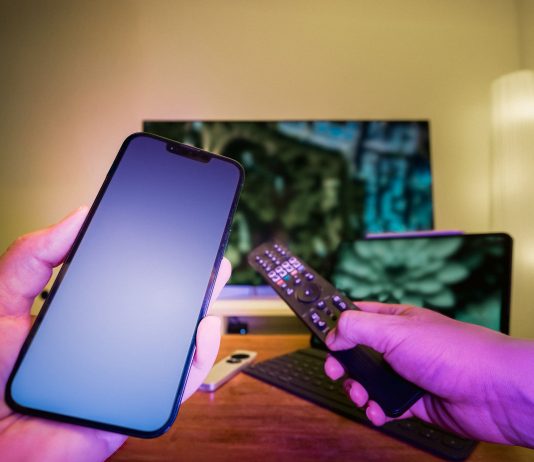 Experiențe digitale vs. experiențe fizice: cum să găsești echilibrul perfect în viața modernă
