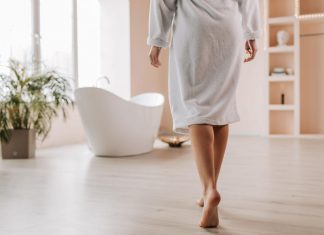 Autobronzantul în sezonul rece: cum obții un aspect natural și îți pregătești corect pielea